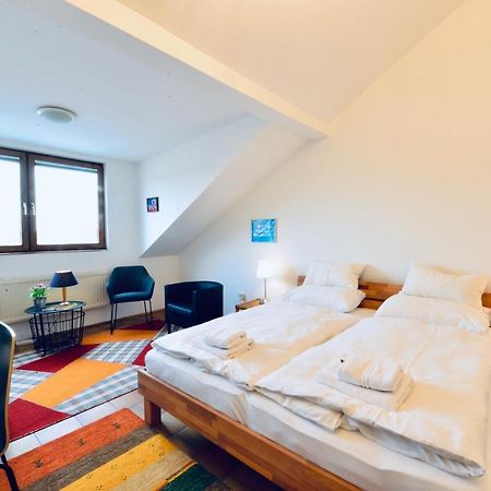 Charming Attic Apartment Near Messe Wien And Center Exteriör bild
