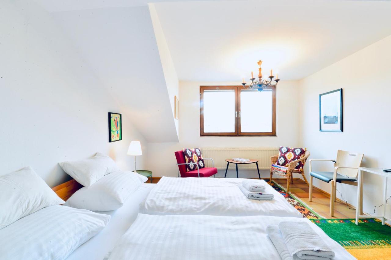 Charming Attic Apartment Near Messe Wien And Center Exteriör bild